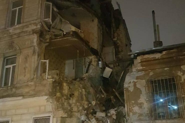 В Одессе ночью рухнул аварийный дом